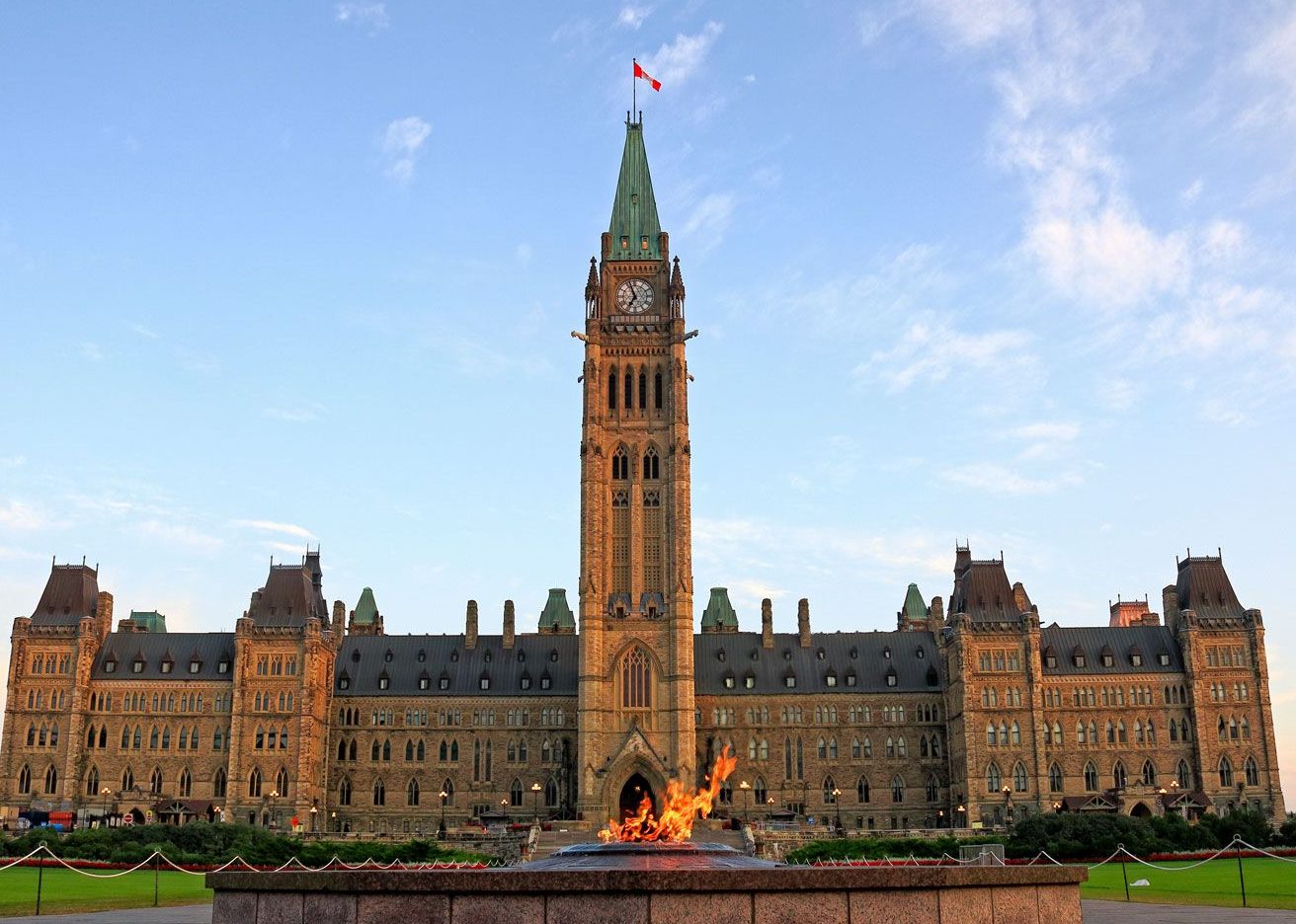 Congratulatory letter from the Speakers of the Parliament of Canada for  Viet Nam's 75th National Day